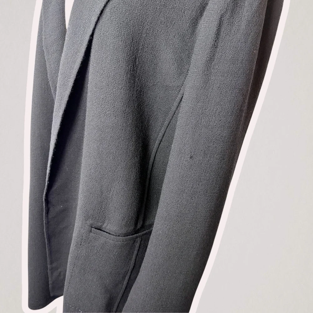 Lafayette 148 New York Black ‘Wynne Nouveau Crepe Blazer’ in Wool Size Large